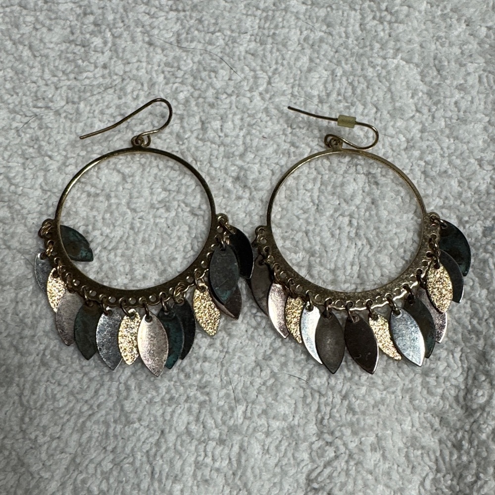 Chic Two-Tone Leaf Hoop Earrings